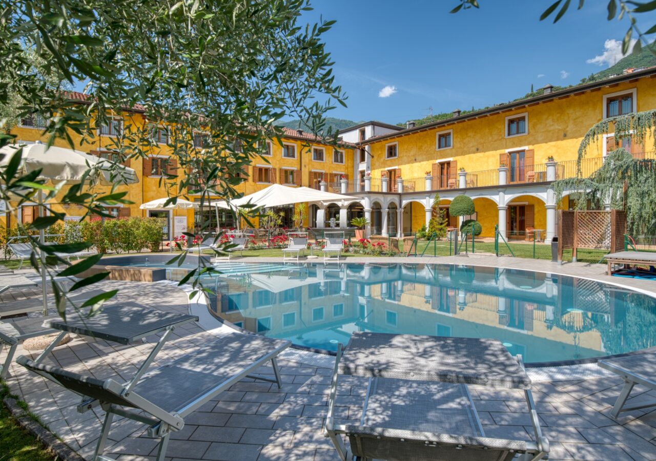 Hotel con Piscina e Spa ad Arco di Trento - Hotel al Frantoio